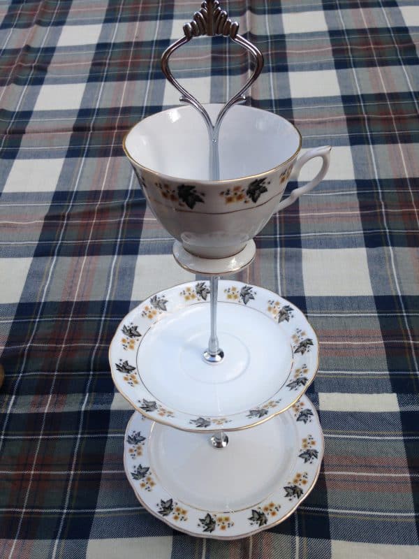 Grey/Gold Ivy 3 Tier China Cake Stand
