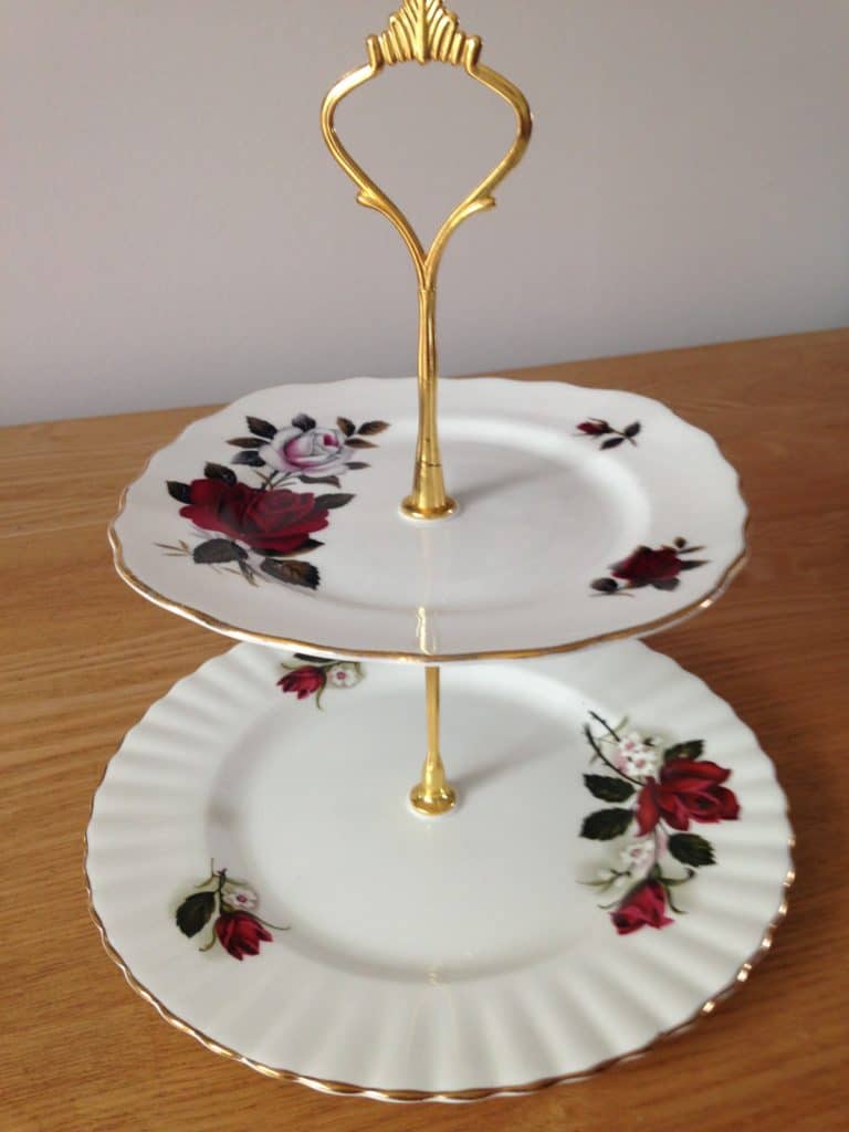 Red Rose 2 Tier China Cake Stand
